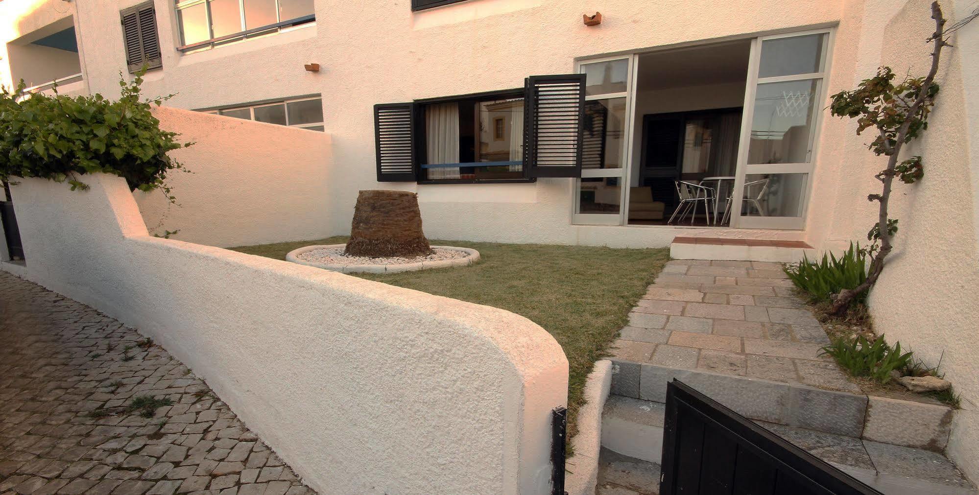 Apartamentos Azul Mar Albufeira Buitenkant foto